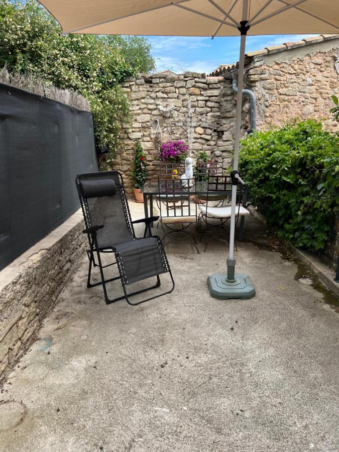 La Terrasse De Face Au Mont Ventoux Avec Clim Appartement *